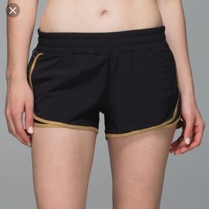 Lulu lemon shorts 4
